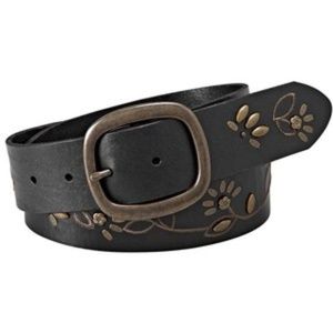NWT! FOSSiL Floral Studded Vine Leather Belt